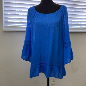 Counterparts blu top extra large, elastic scoop neck perfect for summer
